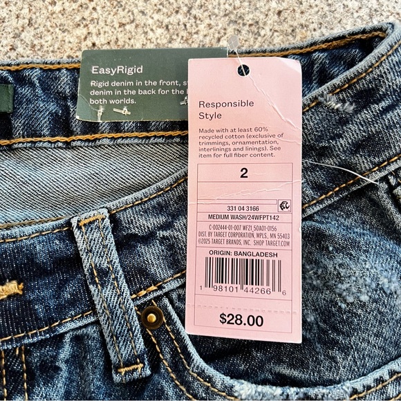 NWT Wild Fable Women's Easy Rigid Low Rise Boot Cut Jeans- Medium Wash Size 2 - Picture 5 of 10